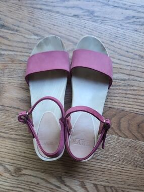 Bryr Rachel Sandal in Azelia Sz 39